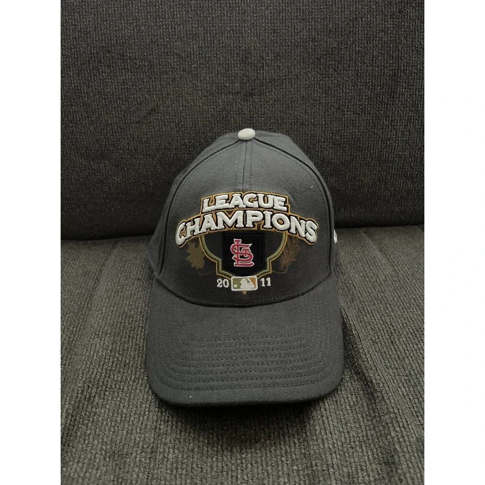 St. Louis Cardinals Hat Cap Fitted One Size MLB Baseball Champions 2011 New Era